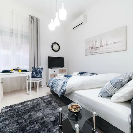 Deluxe Portic, Self Check-in Zadar