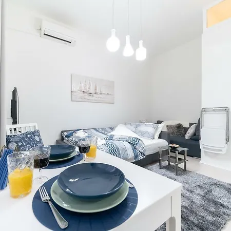 Apartment Deluxe Portic, Self Check-in *