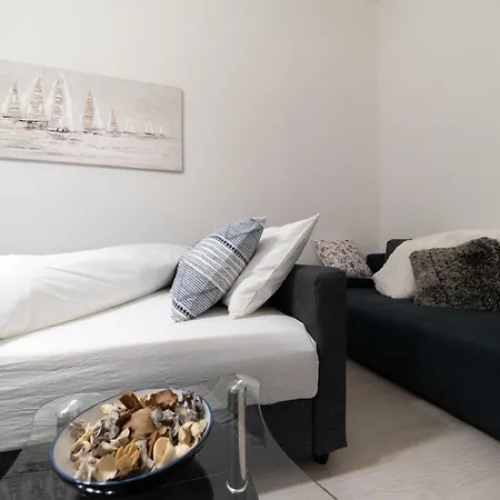 Portić, Self Check-in Apartment *