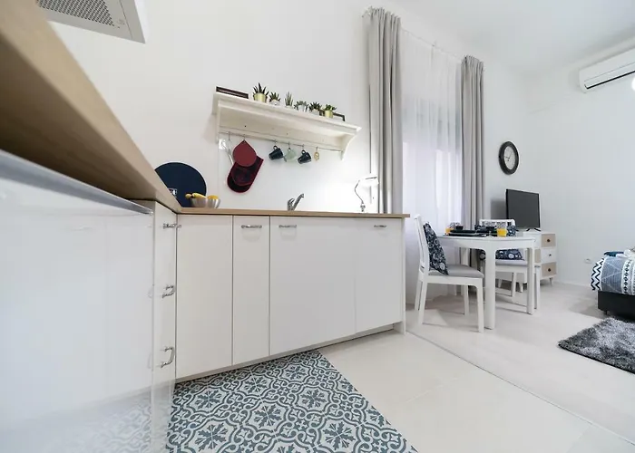 Portic, Self Check-in *